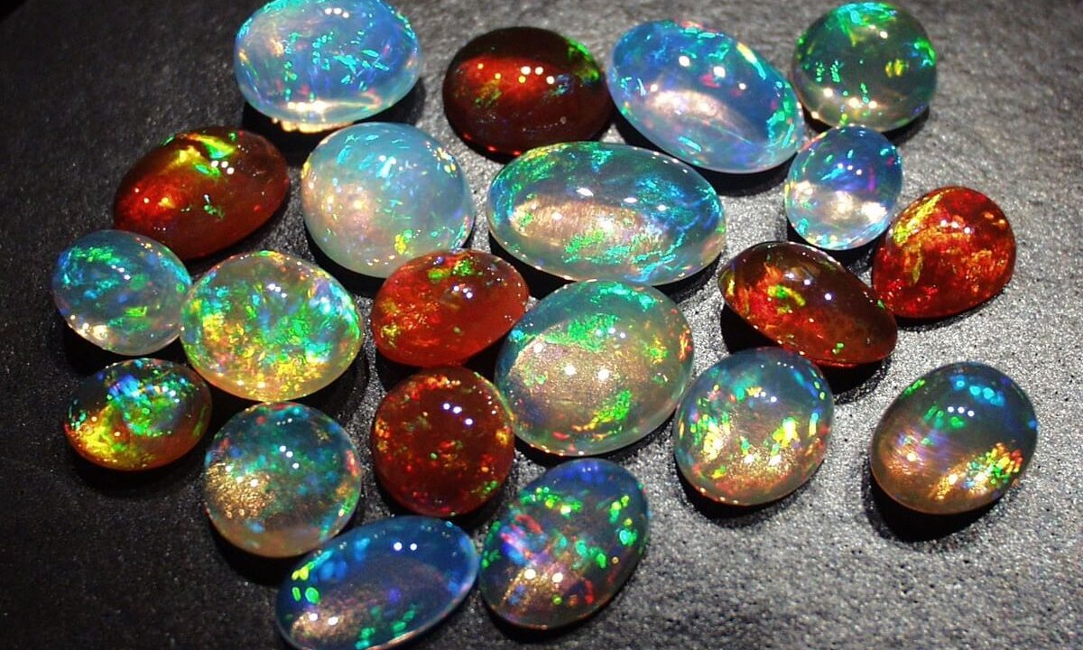 Four Reasons to Buy an Opal Gemstone